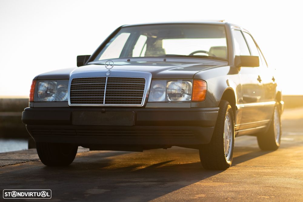 Mercedes-Benz W124 (1984-1997) 300 D Turbo - 9