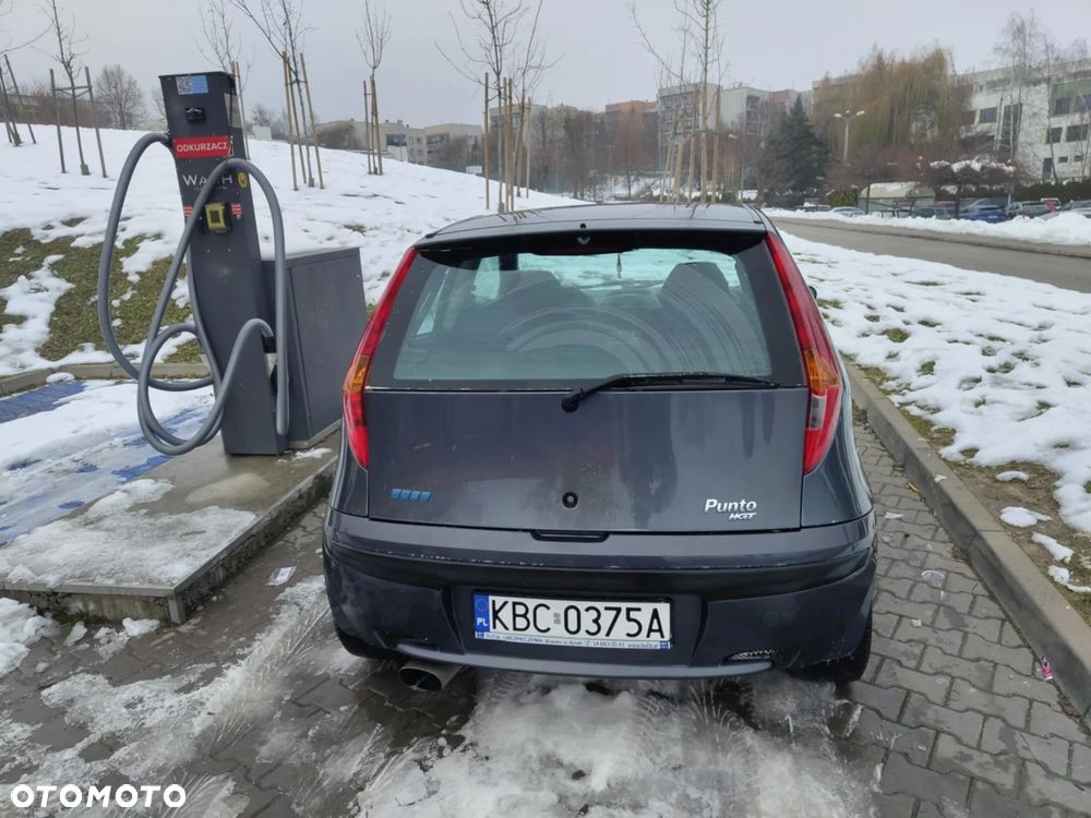 Fiat Punto - 10