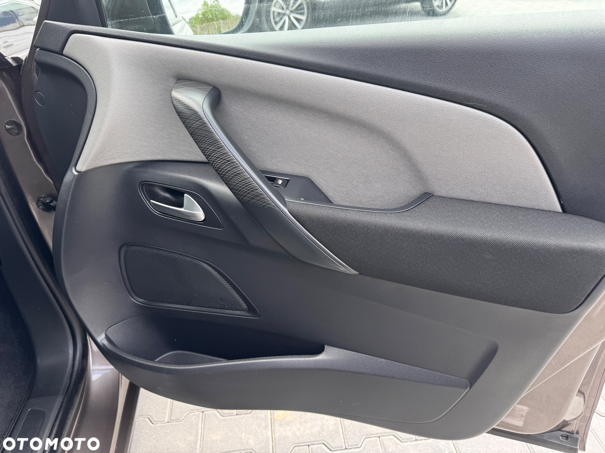 Citroën C4 Grand Picasso PureTech 130 Stop&Start SHINE - 22