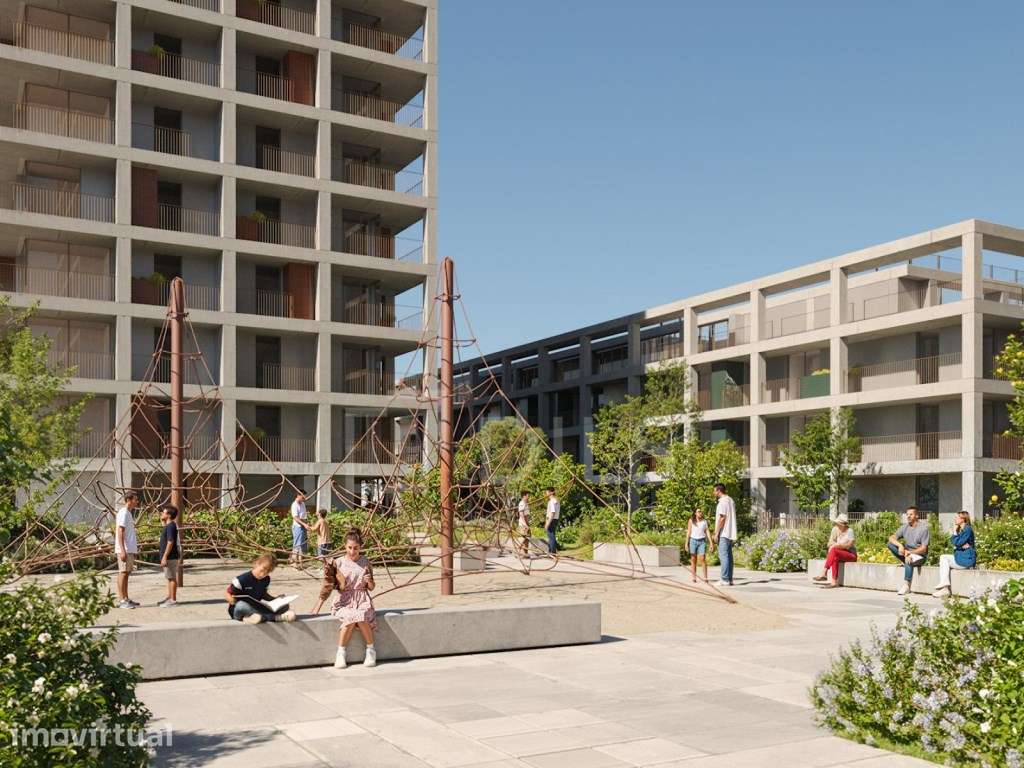 Apartamento T2 com área exterior em pleno centro da cidade do Porto. - Grande imagem: 3/96