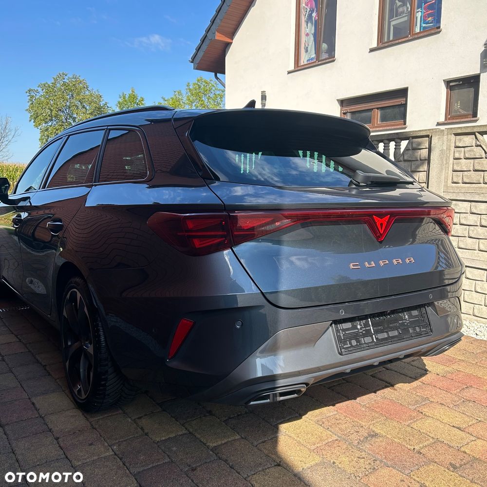 Cupra Leon Sportstourer 1.5 eTSI DSG Tribe Edition - 4