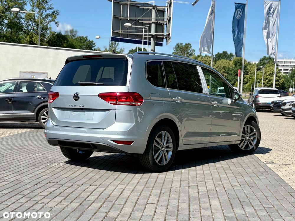Volkswagen Touran 1.5 TSI EVO Highline DSG - 9
