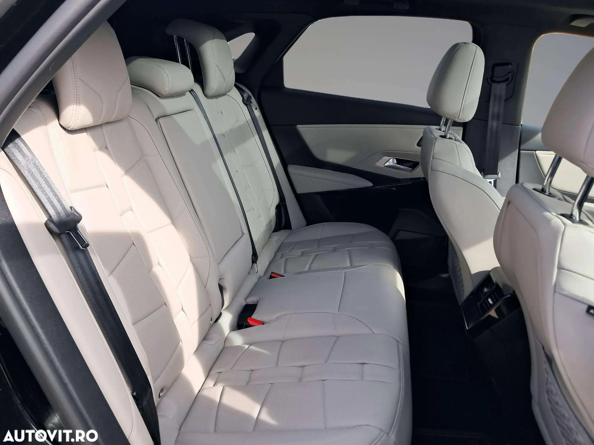 DS Automobiles DS 7 Crossback - 15