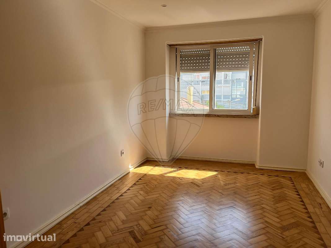 Apartamento T2 para arrendamento - Grande imagem: 4/7