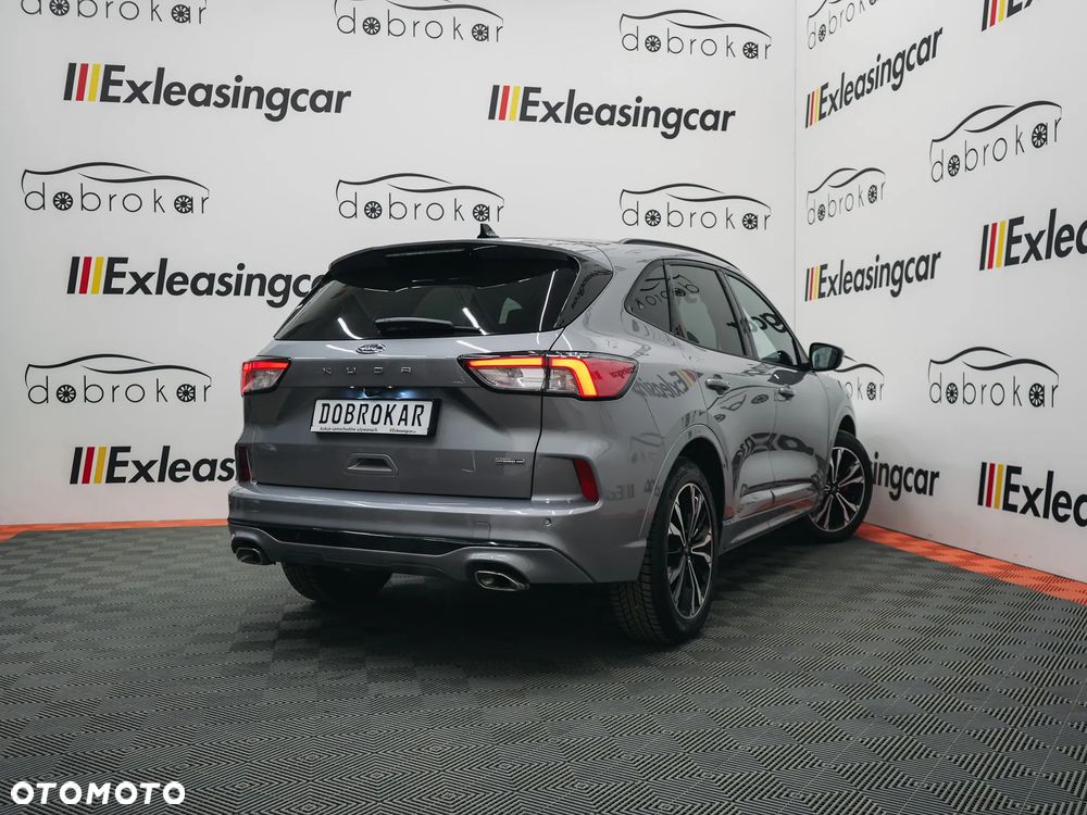 Ford Kuga 2.5 Duratec FHEV 4x4 ST-LINE - 3