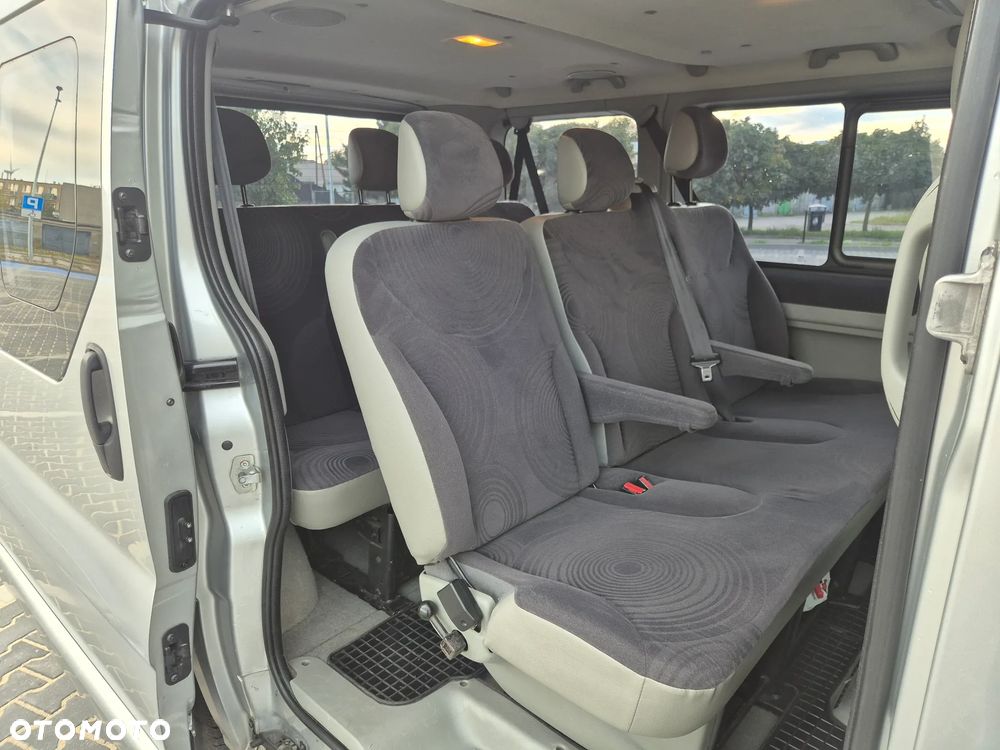 Renault Trafic - 14