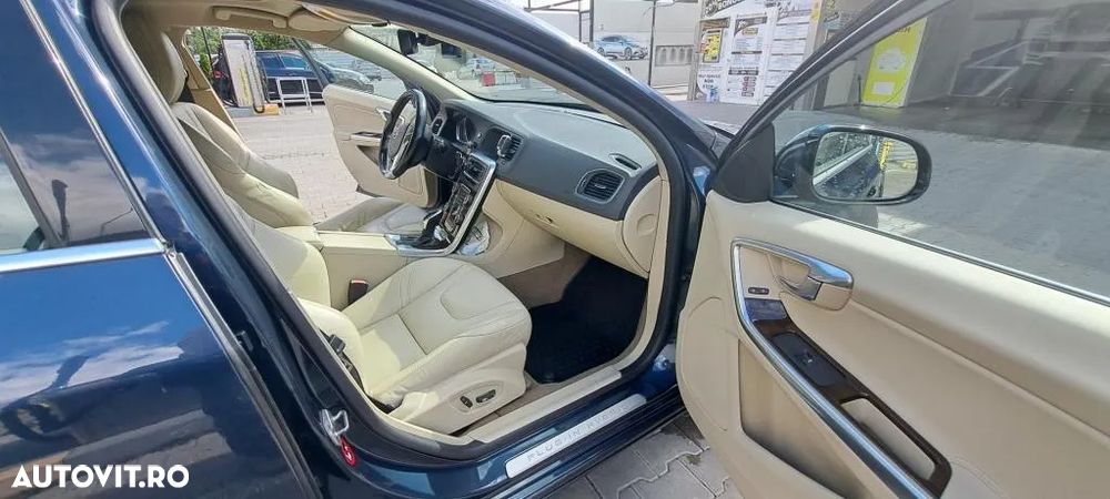 Volvo V60 - 9
