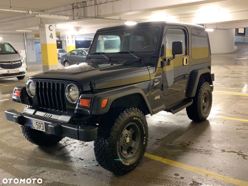 Jeep Wrangler - 4