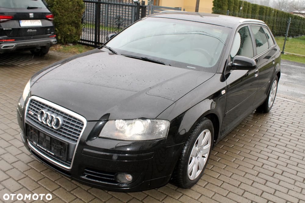 Audi A3 Sportback 2.0 TDI DPF quattro S line Sportpaket plus - 2