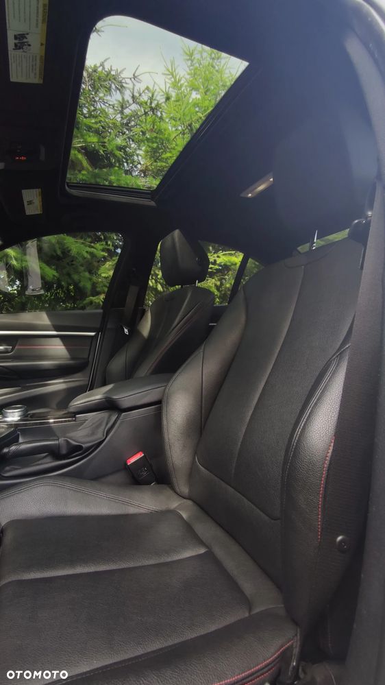 BMW Seria 3 330e iPerformance Sport Line Shadow - 9