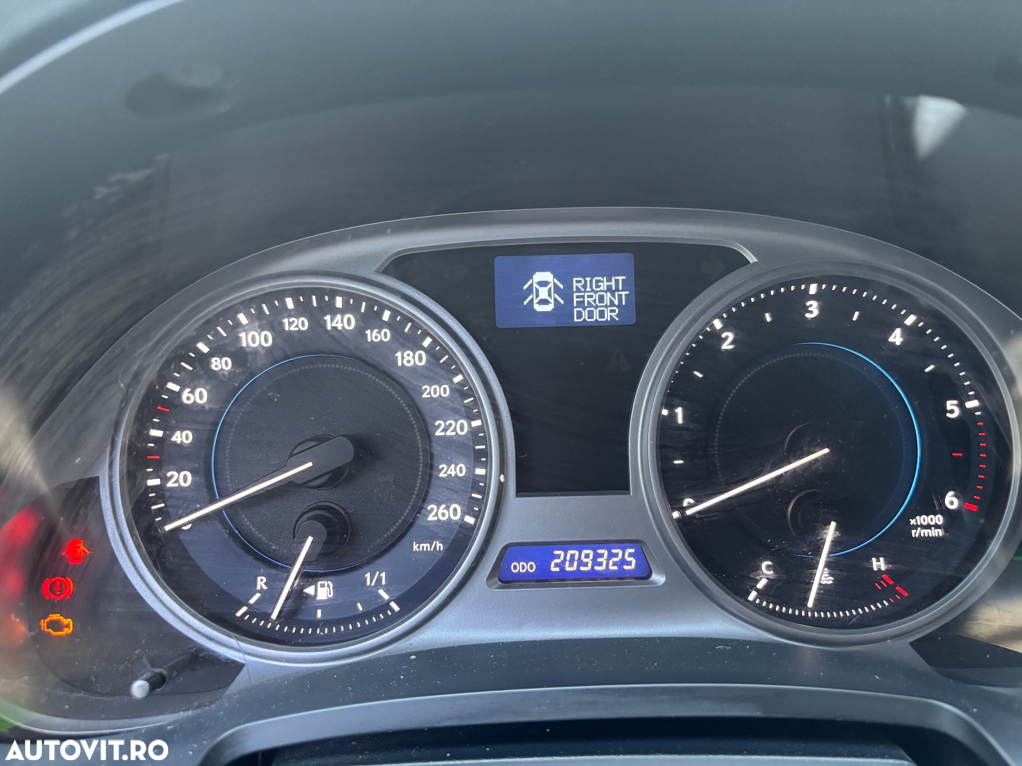 Lexus Seria IS 220d F-Sport - 2