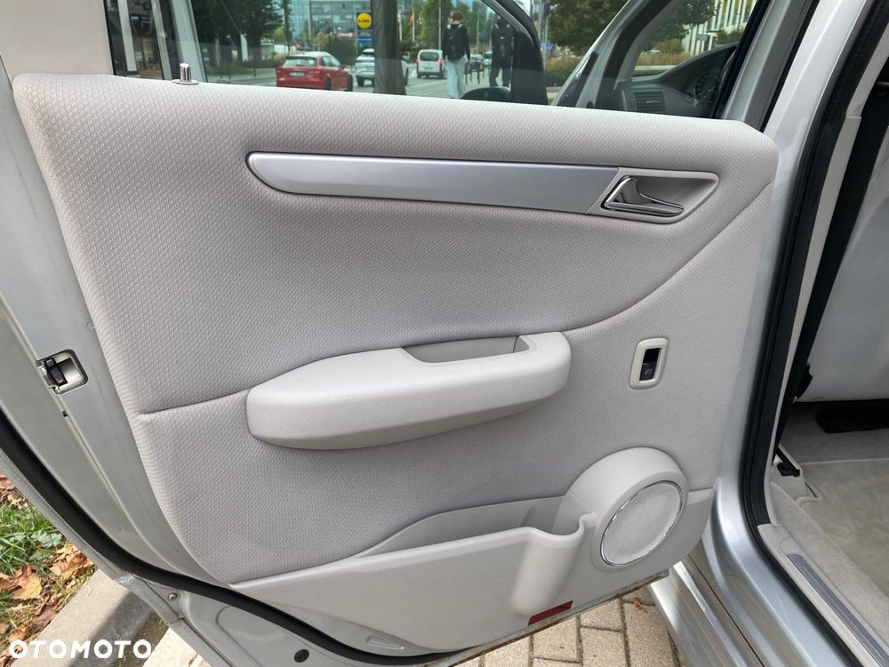 Mercedes-Benz B-Class 2005 photo 5