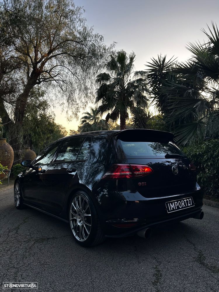 VW Golf 2.0 TSi GTI - 16