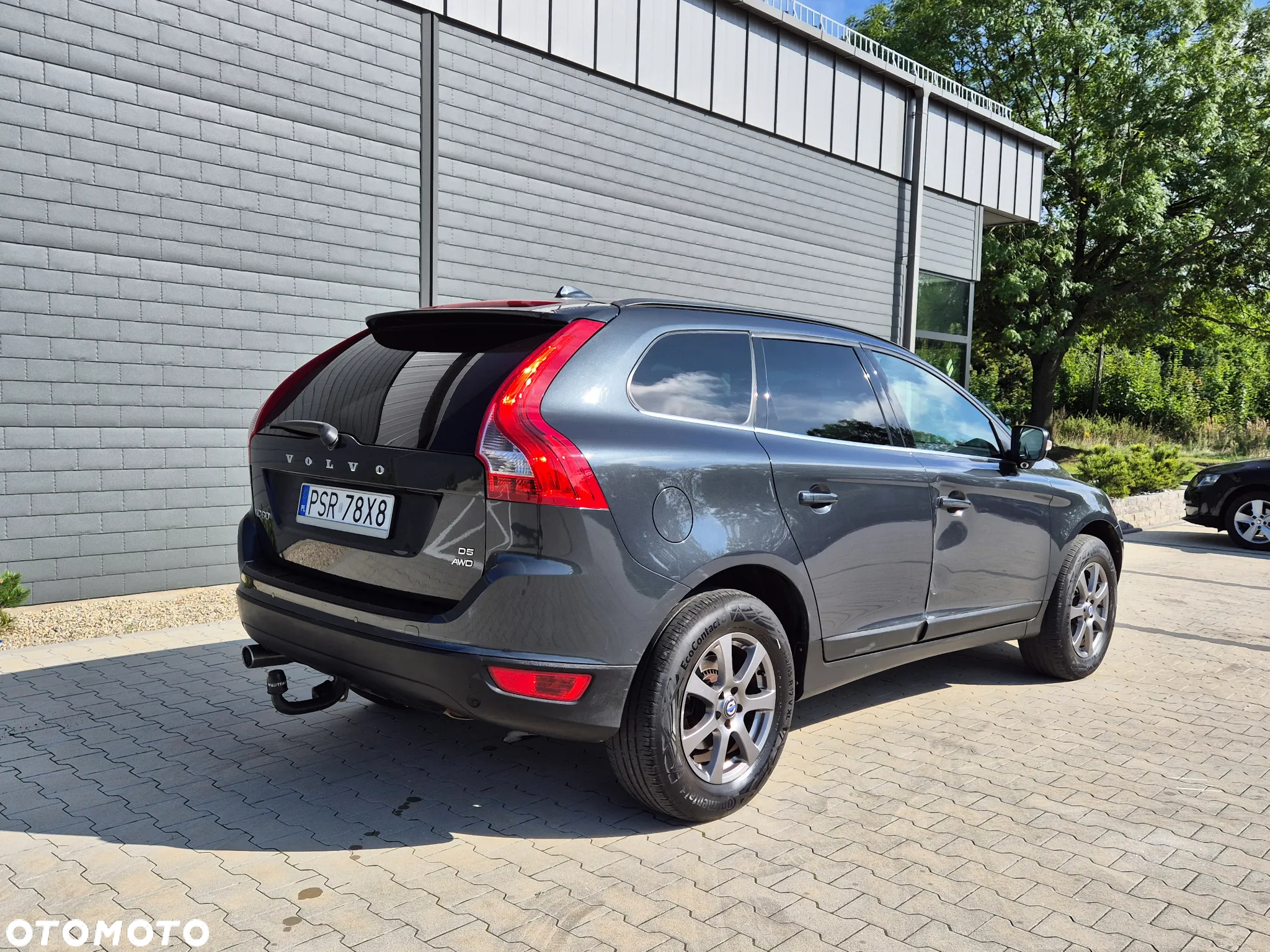 Volvo XC 60 D5 AWD - 8