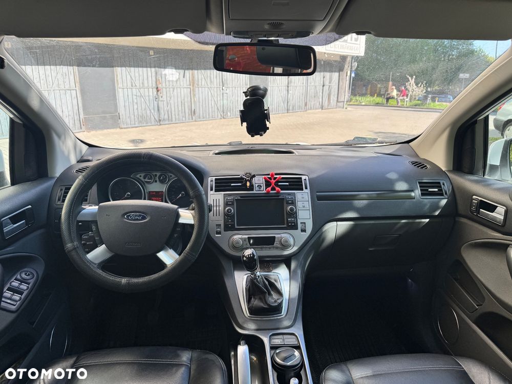 Ford Kuga 2.0 TDCi 4x4 Titanium - 5