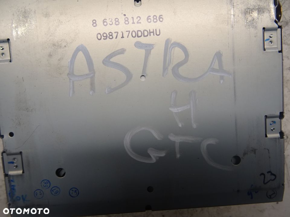 OPEL ASTRA H GTC 04-06 RADIO BLAUPUNKT 13145177 - 4