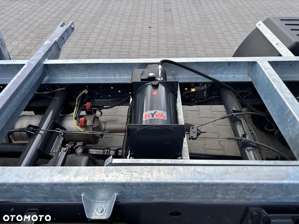 Iveco DAILY 65C15,65C17,65C18,70C15,70C17,70C18,72C15,72C17,72C18 - 7