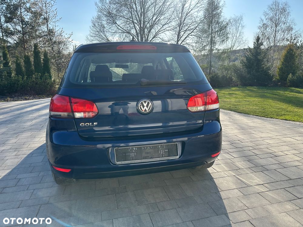 Volkswagen Golf 1.6 Trendline DSG - 5