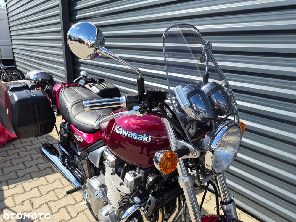 Kawasaki Zephyr - 7