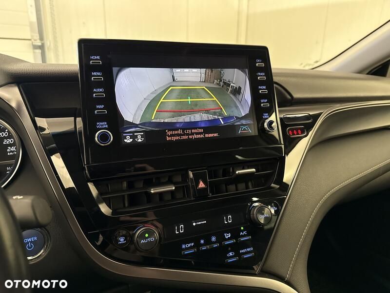 Toyota Camry 2.5 Hybrid Prestige CVT - 17