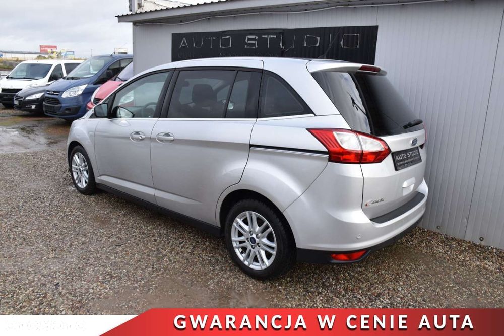Ford Grand C-MAX 2.0 TDCi Titanium - 37