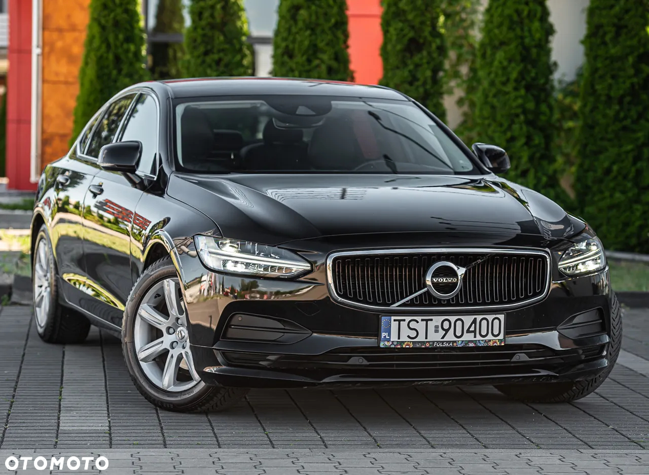 Volvo S90 - 2