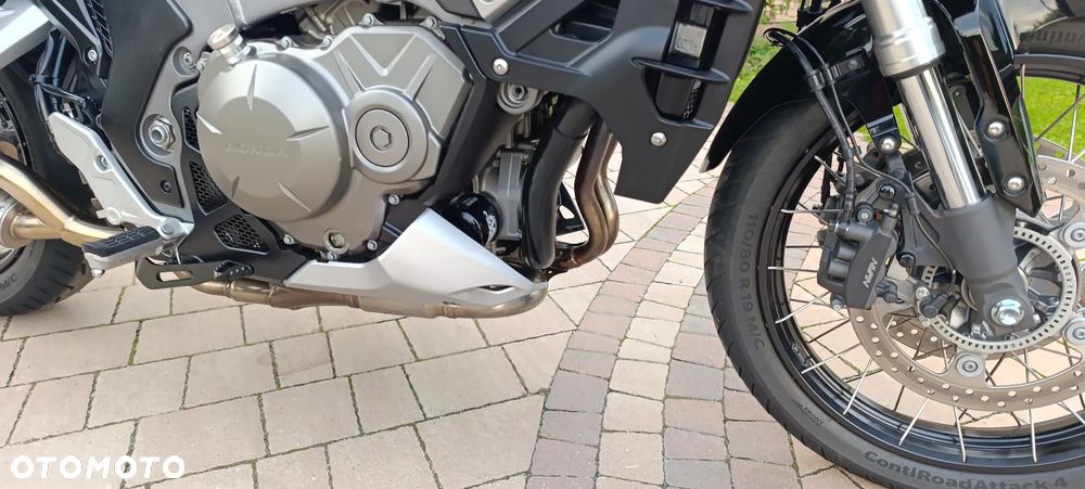 Honda VFR - 27