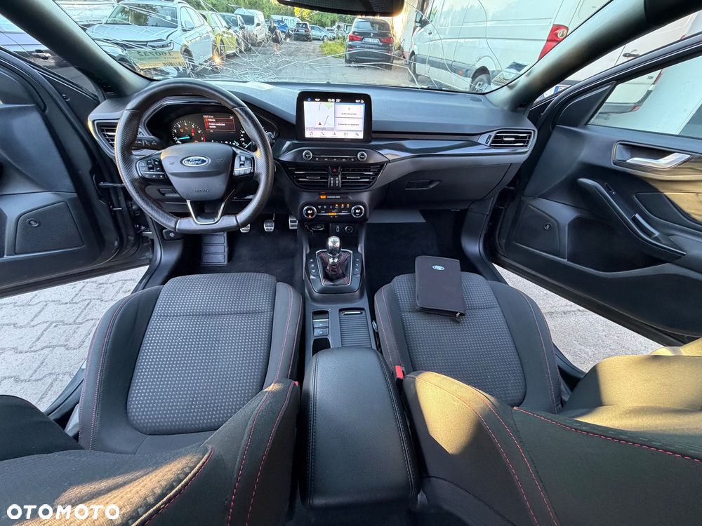 Ford Focus - 9