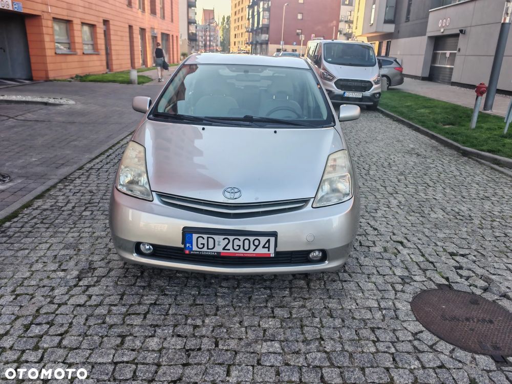 Toyota Prius 1.5 VVT-i Sol - 16