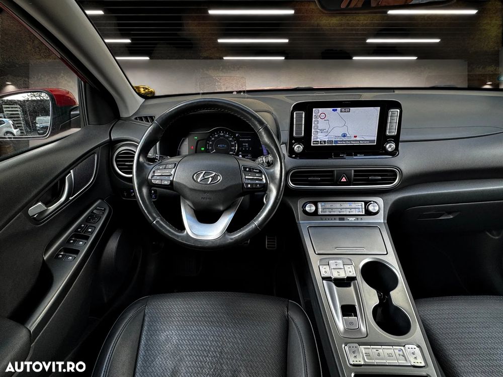 Hyundai KONA Premium - 10