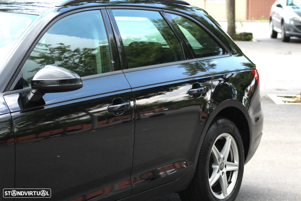 Audi A4 Avant 2.0 TDI Advance S tronic - 22