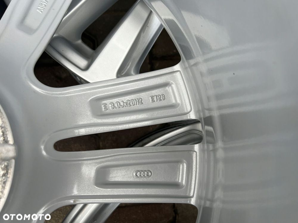 KOMPLET FELG FELGI ALU AUDI Q7 4M0 20 5X112 ET28 ORYGINALNE TPMS CZUJNIKI - 11