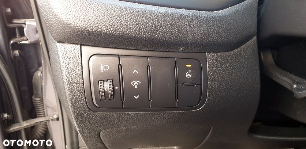 Kia Ceed 1.6 GDI ISG Spirit - 17
