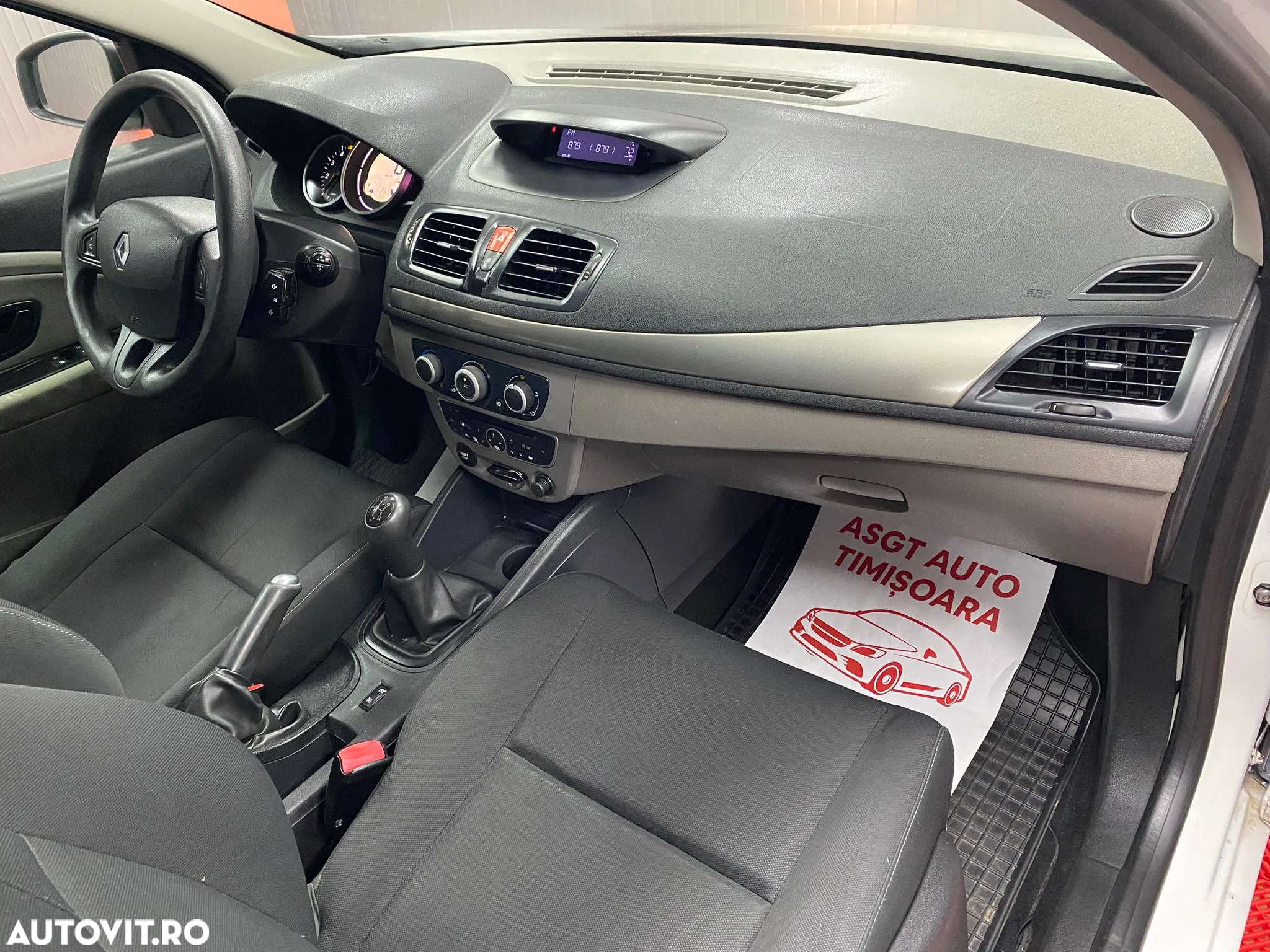 Renault Megane - 10