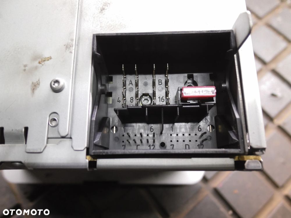 RADIO VW PASSAT B6 1K0035186T 05-10 TUNER GOLF TOURAN - 4