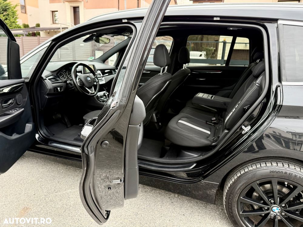 BMW Seria 2 218d Sport-Aut. Sport Line - 23