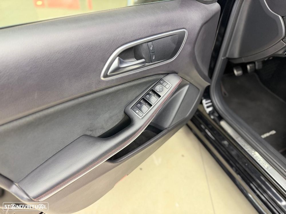 Mercedes-Benz A 180 Dynamic Edition - 20