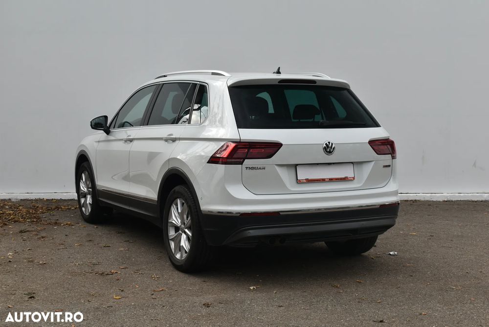 Volkswagen Tiguan 2.0 TDI 4Mot DSG Highline - 3