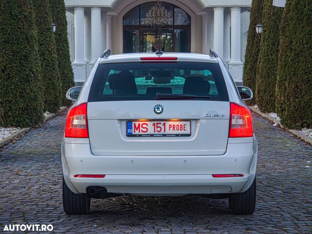 Skoda Octavia 2.0 TDI Business DSG - 14