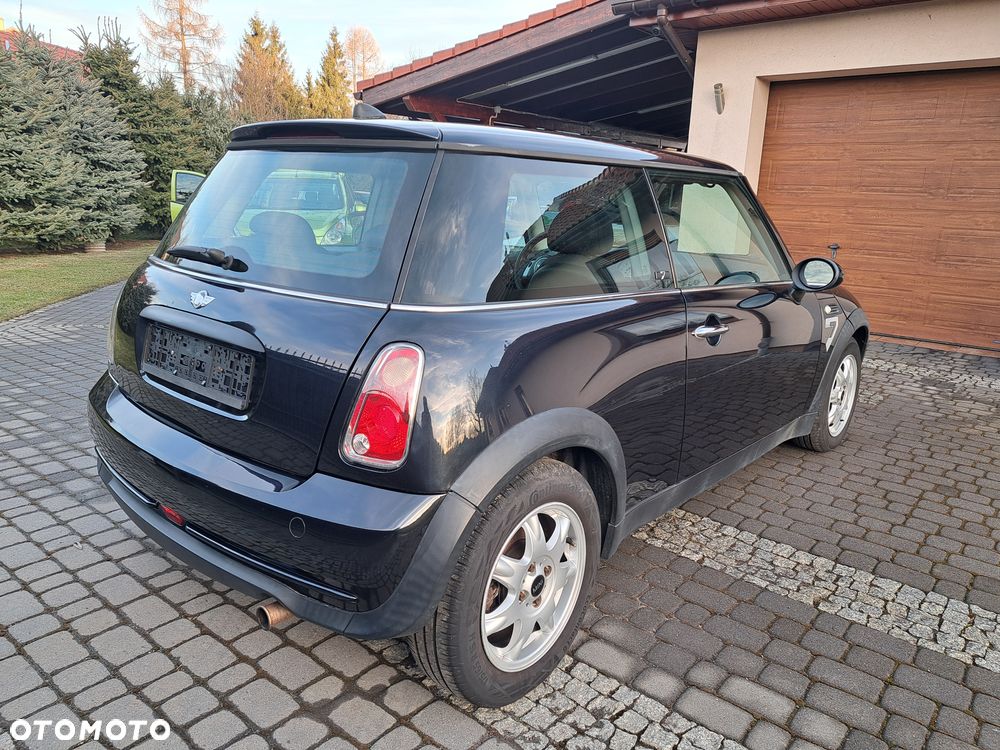 MINI ONE Seven - 4