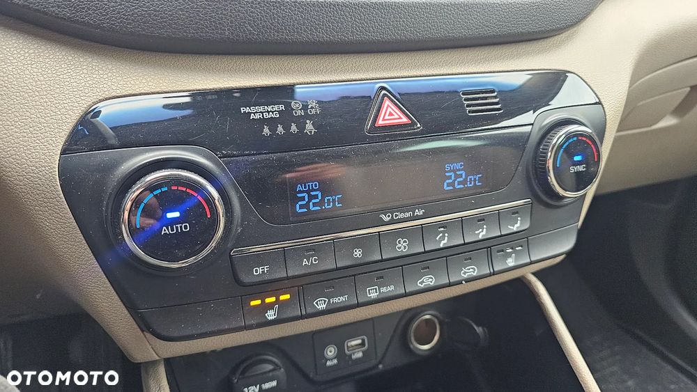 Hyundai Tucson blue 1.6 GDi 2WD Navi - 16