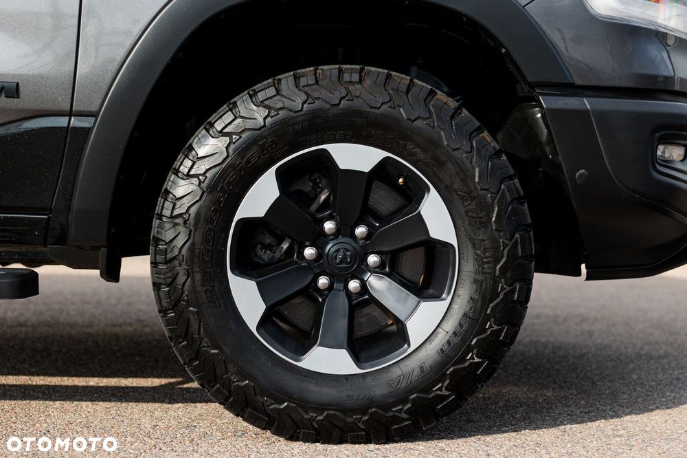 RAM 1500 - 8