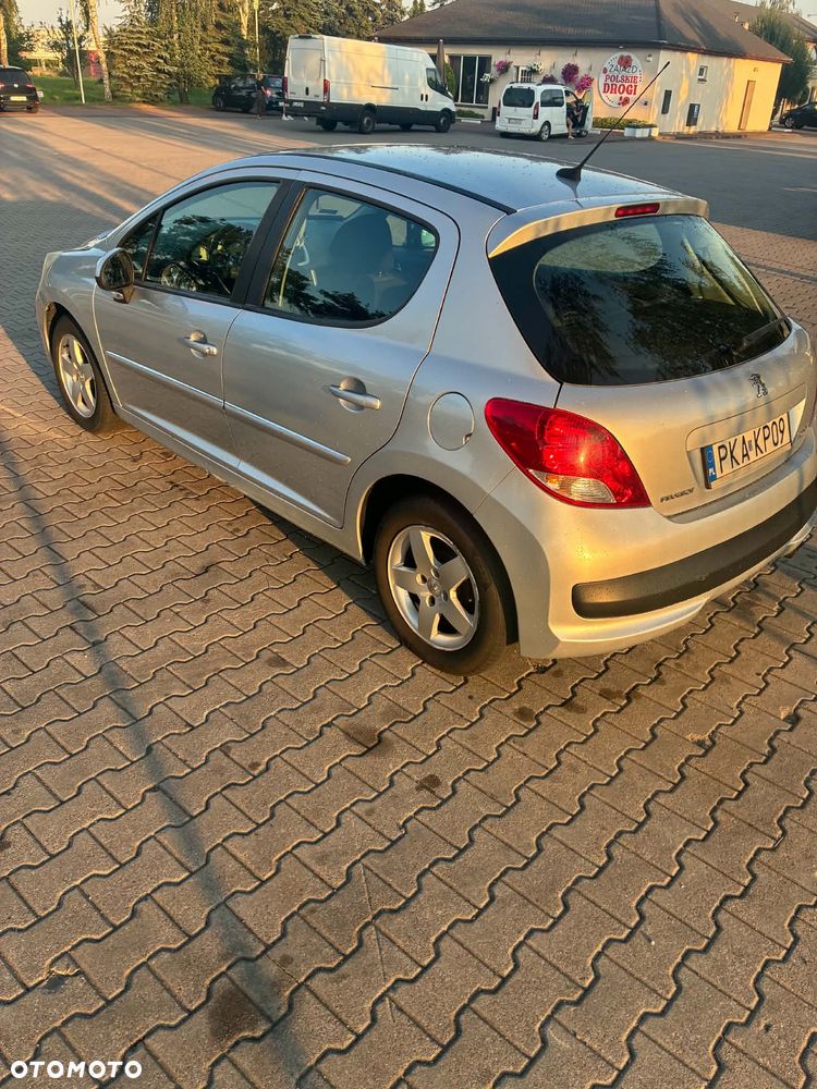 Peugeot 207 1.6 HDi - 6