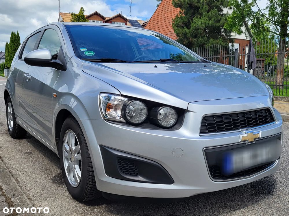 Chevrolet Aveo 1.4 LT - 18