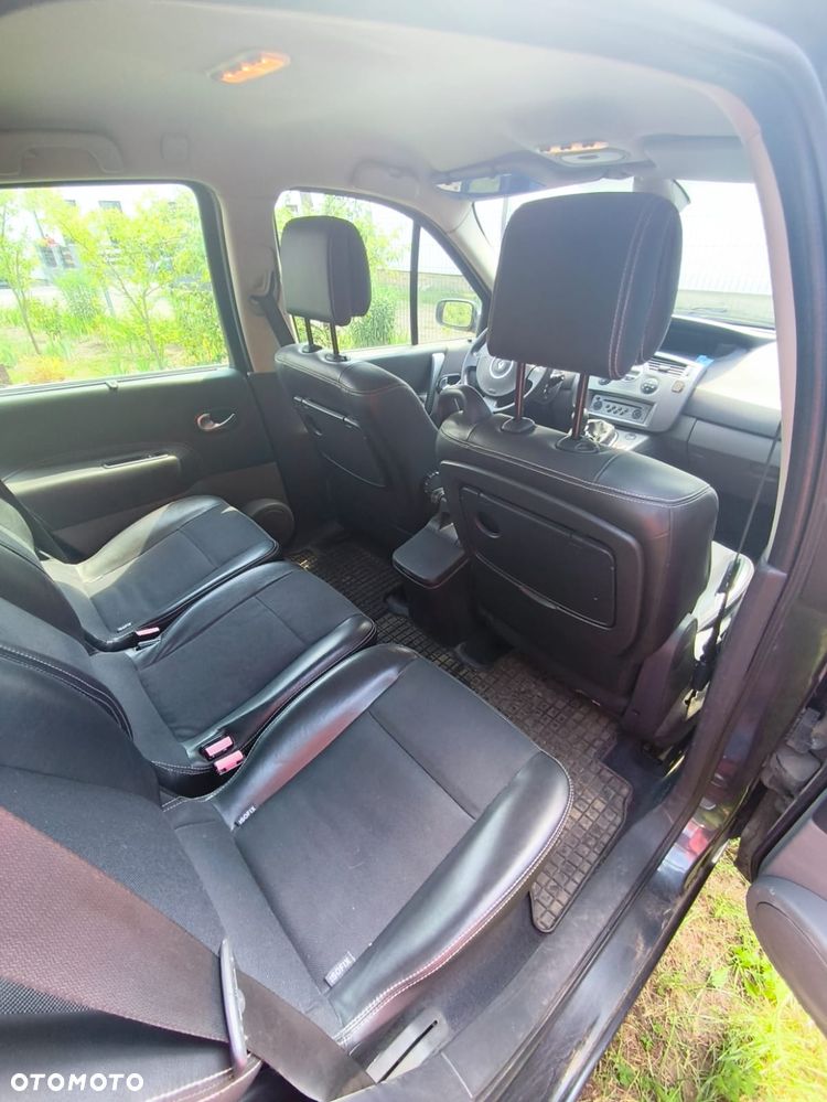 Renault Scenic 2.0 dCi Expression - 12