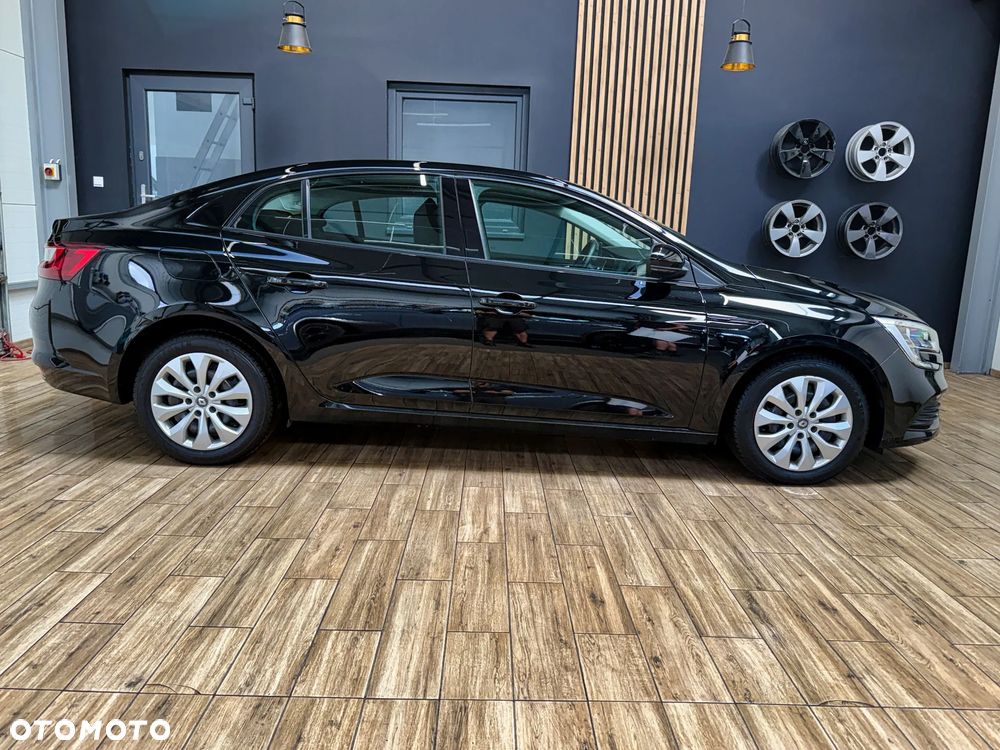 Renault Megane 1.6 SCe Intens - 6