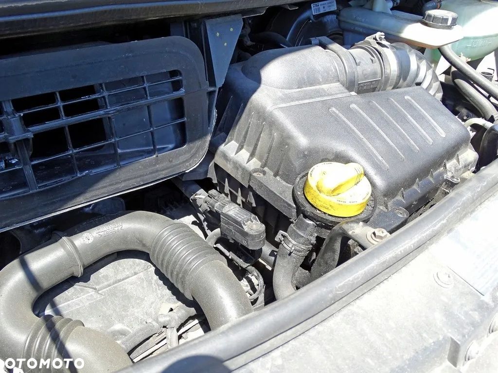Silnik Trafic Vivaro 2.0 M9R 780 782  EURO4 OPCJA MONTAŻU - 1