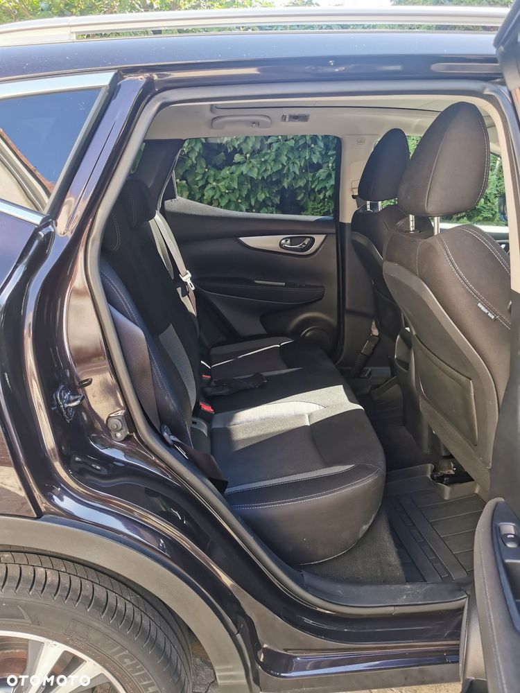Nissan Qashqai 1.2 DIG-T N-Connecta Xtronic EU6 - 11
