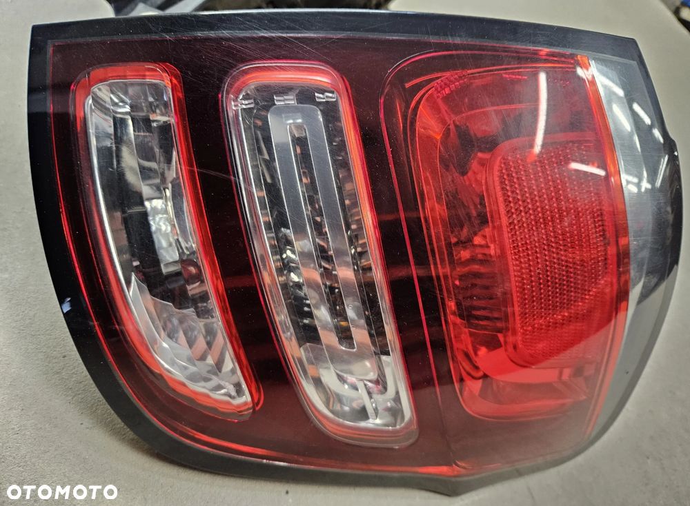 Citroen C3 II 2 lift lampa tył tylna  prawa - 2