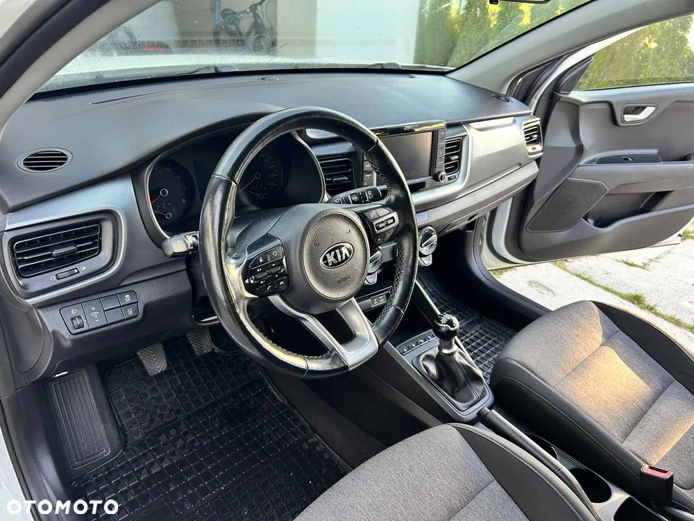 Kia Stonic 1.2 M - 2